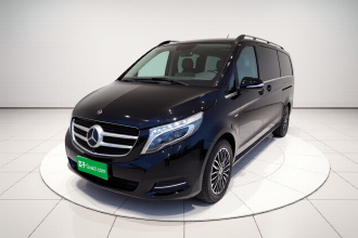 奔驰V级 2018款 V 260 L 尊贵加长版 国VI