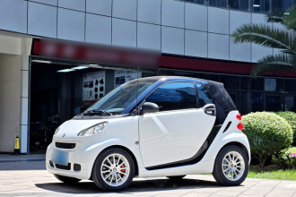smart fortwo 2011款 1.0 MHD 硬顶激情版