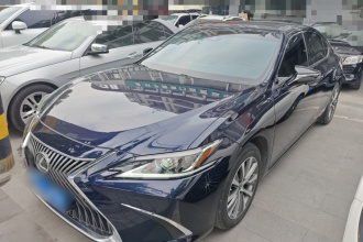 雷克萨斯ES 2020款 200 卓越版