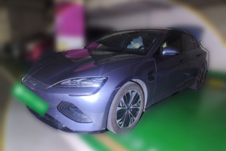 比亚迪 海豹 2022款 550km 标准续航后驱版精英型