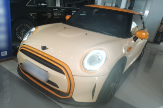 MINI 2023款 1.5T COOPER 紫夜出逃 特别版