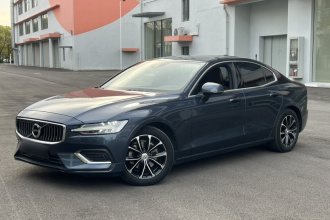 沃尔沃S60 2021款 T4 智逸豪华版