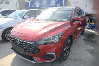 福特 福克斯Active 2021款 EcoBoost 180 自动劲潮型