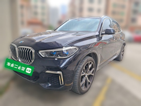 宝马X5 2022款 xDrive 40Li M运动套装