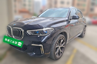 宝马X5 2022款 xDrive 40Li M运动套装