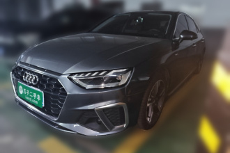 奥迪A4L 2020款 40 TFSI quattro 豪华动感型