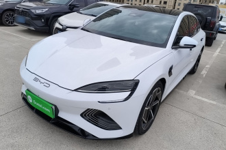 比亚迪 海豹 2022款 700km 长续航后驱版