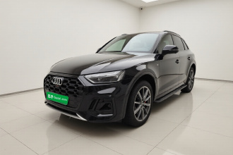 奥迪Q5L 2025款 40 TFSI 豪华动感型