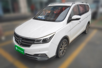 宝骏730 2017款 1.5T 手动尊享型 7座