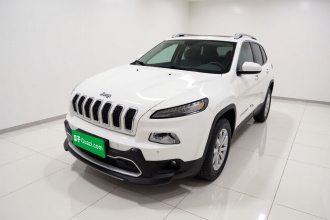 Jeep 自由光 2016款 2.4L 专业智能版