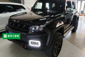 北京越野BJ40 2024款 2.0D 刀锋英雄荣耀版