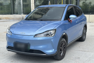哪吒汽车 哪吒V 2022款 潮 300 Lite 磷酸铁锂