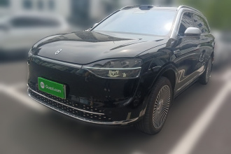 鸿蒙智行 问界M9 2025款 增程 Ultra版 52kWh 5座版 (192线激光雷达）