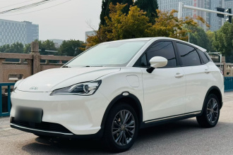 哪吒汽车 哪吒V 2022款 潮 400 Lite