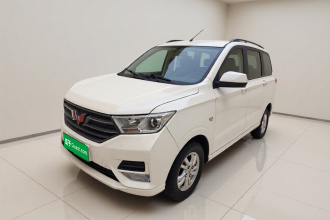 五菱汽车 五菱宏光 2019款 1.5L S舒适型国VI LAR