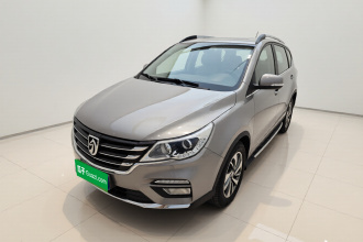 宝骏560 2017款 1.5T DCT旗舰型 7座