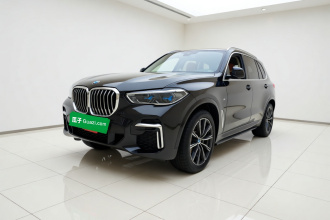 宝马X5 2022款 xDrive 30Li 尊享型M运动套装