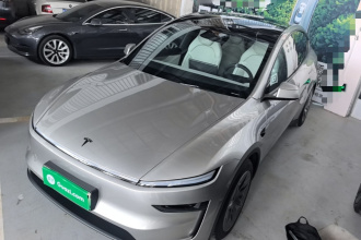 特斯拉 Model Y L 2025款 长续航全轮驱动版