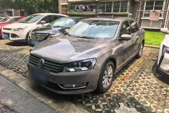 大众 帕萨特 2014款 1.8TSI DSG尊荣版