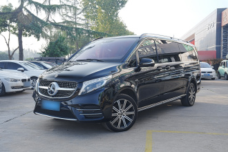 奔驰V级 2021款 V 260 L 长轴距豪华版