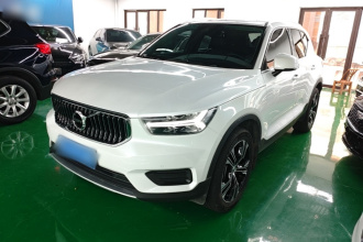 沃尔沃XC40 2022款 T4 四驱智远豪华版