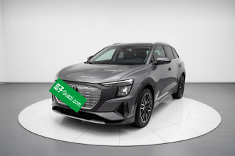 奥迪Q5 e-tron 2023款 40 e-tron 星耀型 机甲套装