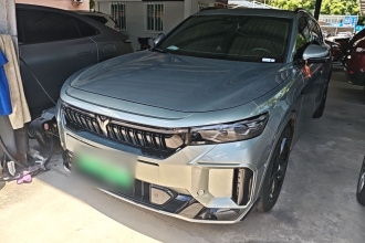岚图汽车 岚图FREE 2025款 318 259km 四驱探索版