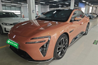 阿维塔06T 2026款 Performance 三电机纯电版