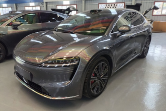 鸿蒙智行 智界R7 2025款 增程 331km Ultra