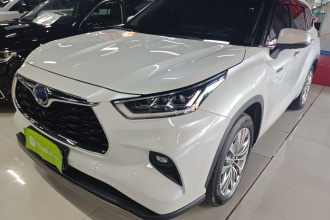 丰田 汉兰达 2022款 双擎 2.5L 四驱至尊版 7座