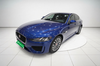 捷豹XEL 2021款 2.0T 200PS R-DYNAMIC 青春运动版