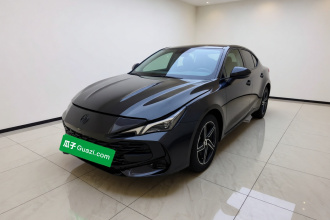 名爵 MG7 2025款 1.5T 300 DCT豪华版