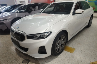 宝马i3 2022款 eDrive 35 L