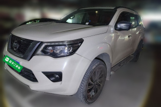 日产 途达 2018款 2.5L 自动四驱旗舰版