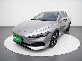 荣威D7 2023款 DMH 125km 旗舰版