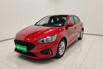 福特 福克斯 2020款 三厢 EcoBoost 180 自动锋潮型