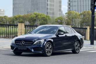 奔驰C级 2017款 改款 C 200 运动版