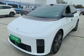 理想汽车 理想i6 2025款 四驱标准版