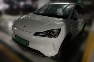 哪吒汽车 哪吒V 2022款 潮 300 Lite 磷酸铁锂