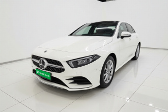 奔驰A级 2022款 改款 A 200 L 运动轿车动感型
