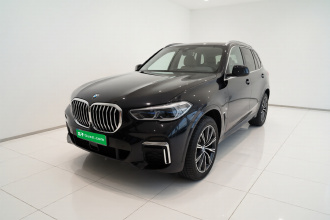 宝马X5 2022款 改款 xDrive 30Li M运动套装