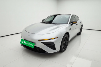 哪吒汽车 哪吒S 2022款 纯电 650km 四驱大版