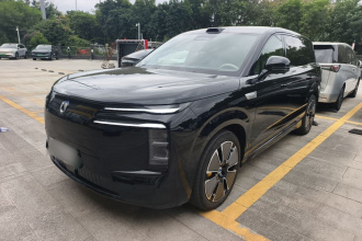 腾势N8L 2025款 旗舰型