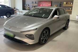 荣威D7 2023款 EV 510km 后驱旗舰版