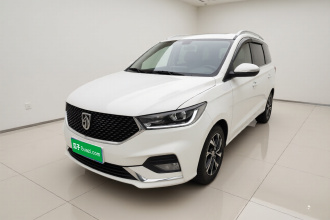 宝骏360 2019款 1.5L CVT豪华型 国VI