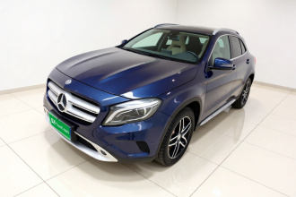 奔驰GLA 2016款 GLA 220 4MATIC 时尚型