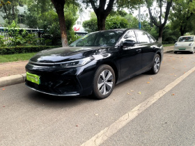 吉利银河 银河A7 2026款 EV 550km 臻享版