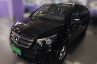 奔驰 威霆 2016款 2.0T 商务版