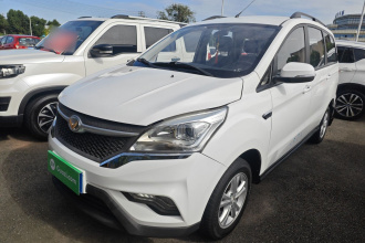 北汽幻速H3 2015款 1.5L 手动舒适型