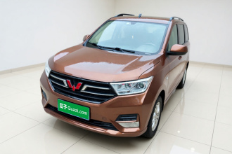 五菱汽车 五菱宏光 2018款 1.5L S标准型L2B